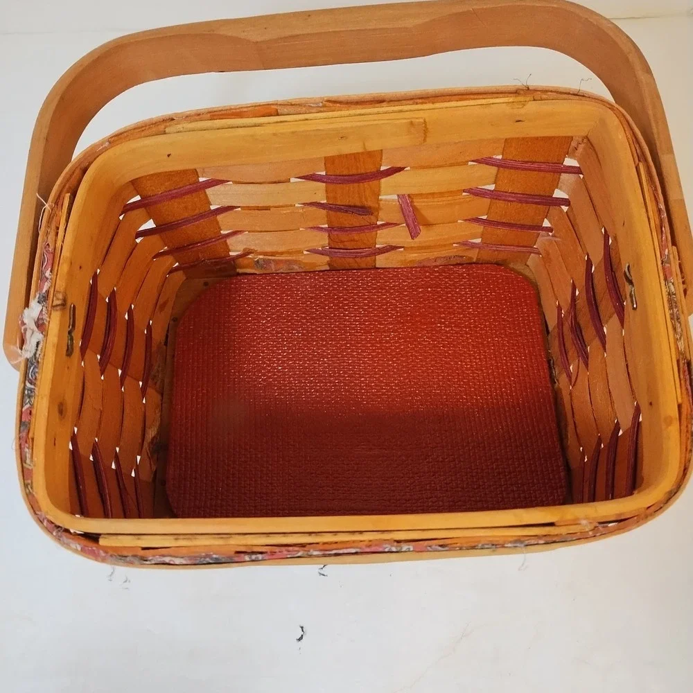 Sewing Basket Single Handle Woven Wood With Fabric Covered‎ Lid Red 8x7x5
